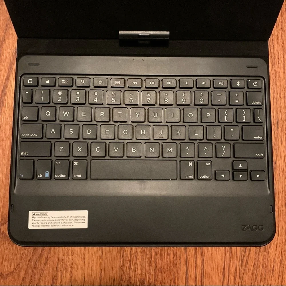 ZAGG Messenger Folio Non-Backlit Tablet Keyboard Case for 9.7-inch iPad